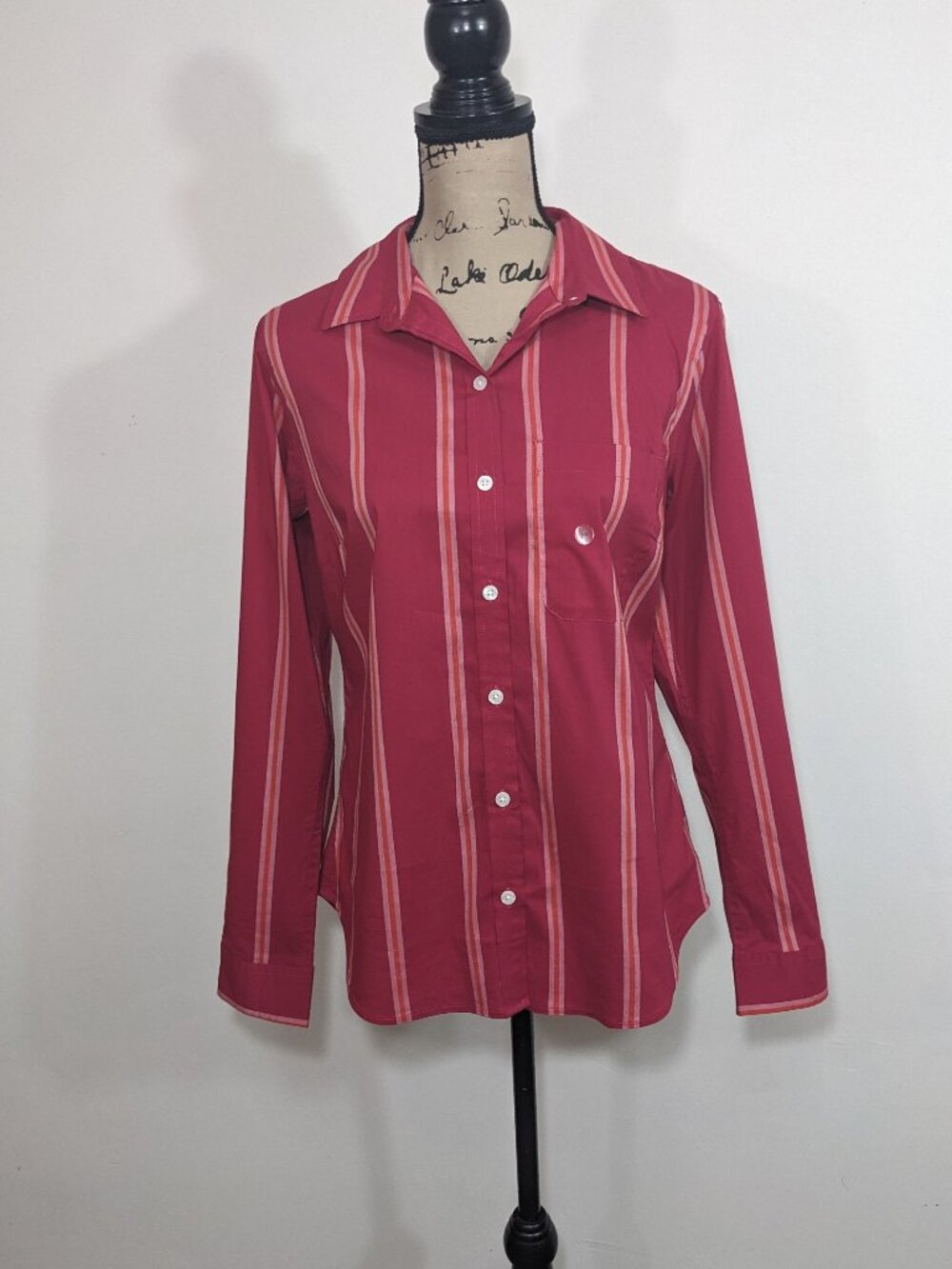 NWT $70 Eddie Bauer Button Up Long Sleeve Shirt Top Striped Classic Magenta M